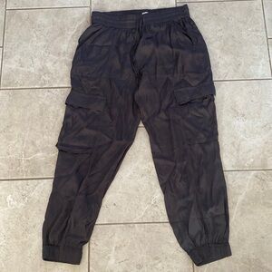 Aerie Black Silky Cargo Joggers Medium